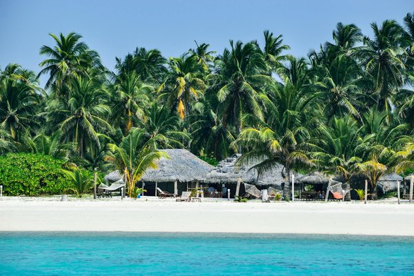 What Factors Influence Travelers to Choose Vacation Rentals in the UK?